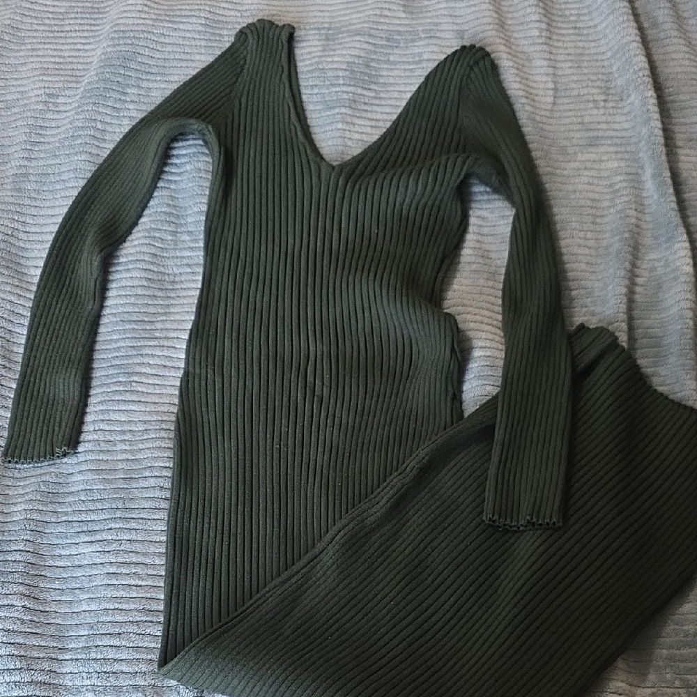 Ribbed Knit V-Neck Dress